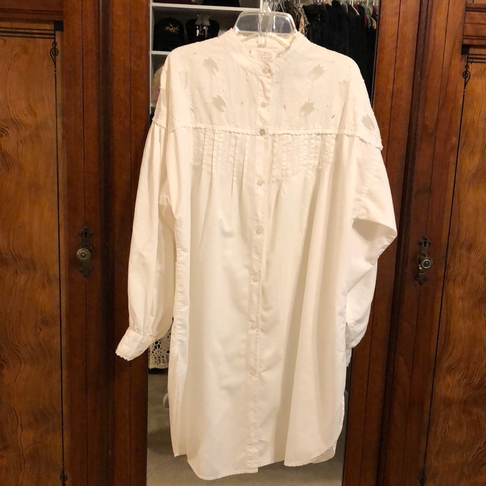 Vintage ladies night shirt